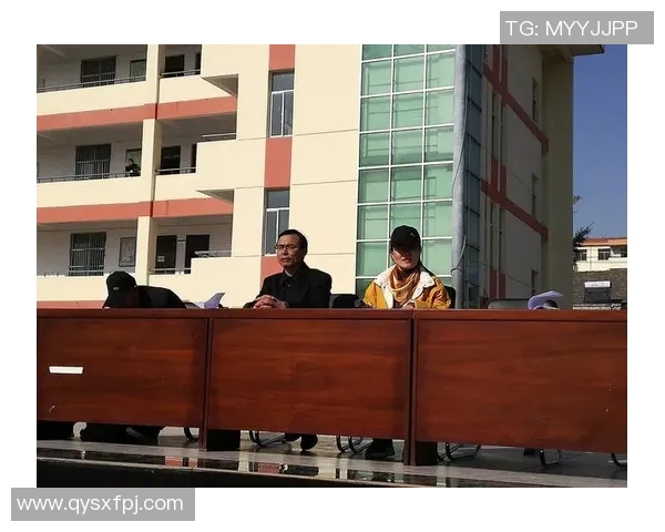 影子头像下的足球明星男孩们展现青春活力与梦想追逐之旅 影子头像下的足球明星男孩们展现青春活力与梦想追逐之旅