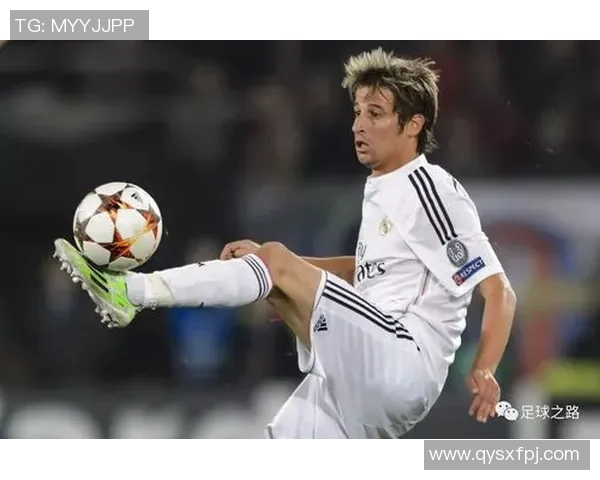 荷兰足球明星德莫尔的辉煌职业生涯与对足球的热爱之路 荷兰足球明星德莫尔的辉煌职业生涯与对足球的热爱之路